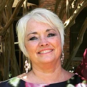 Meet your Posher, Paula